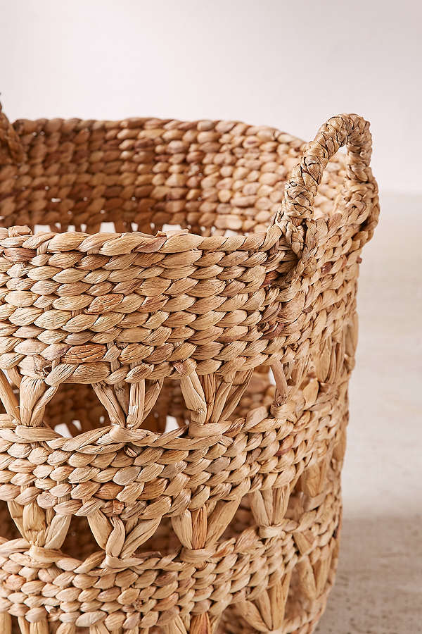 Lucy Woven Laundry Basket | Urban Outfitters