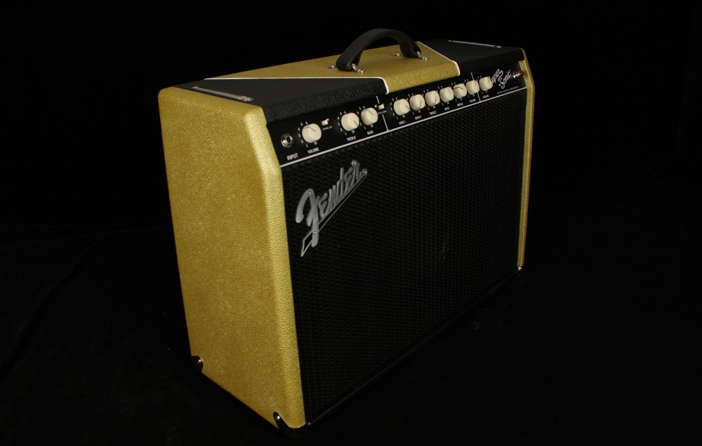 Fender Super-Sonic 22 V-Custom Ltd.