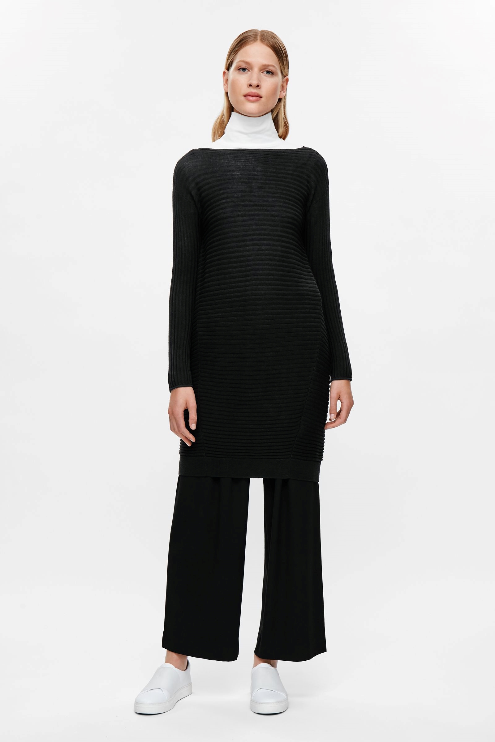 Raised-stripe merino dress -  Black  - Knitwear - COS US