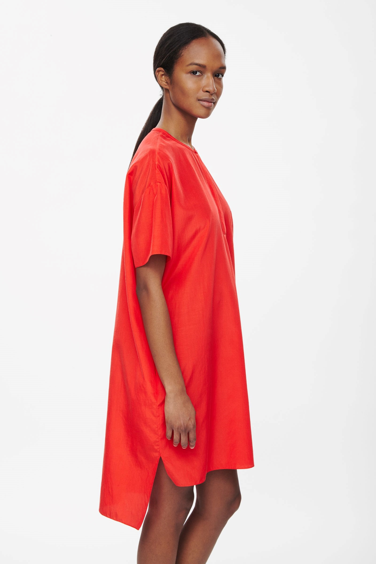 Loose-fit tunic dress