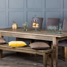 Advantages Of Buying Reclaimed Wood Dining Tables | SluhOff