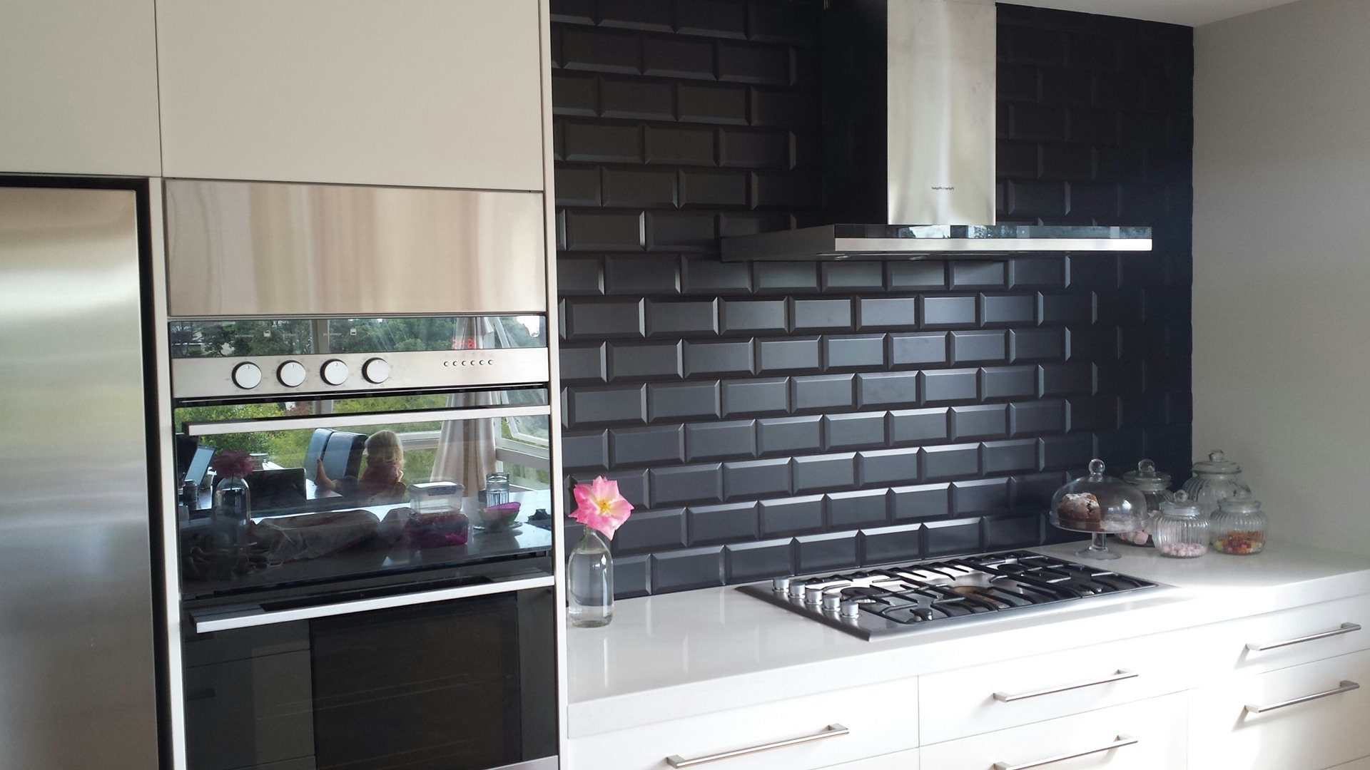 Black Tile Kitchen Backsplash - Home Design Ideas and Pictures