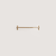 SMALL BRASS TOWEL HANGER — ART&ARTICLE;