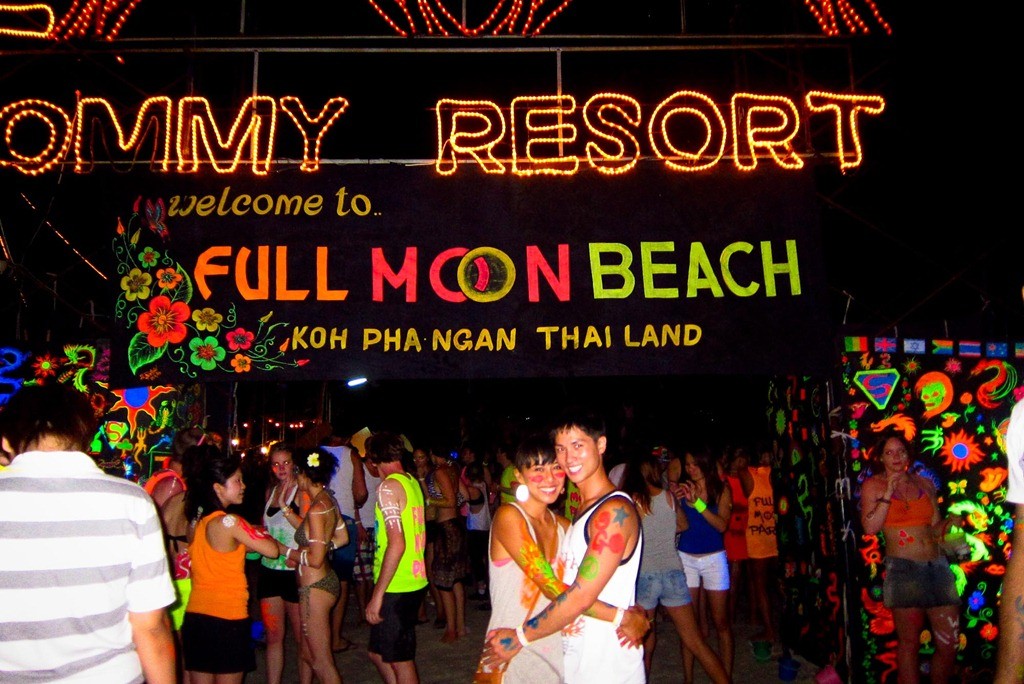 Travelling to Thailand for Full Moon Party -TurkBulgar