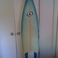 Surfboard Byrne 6'2