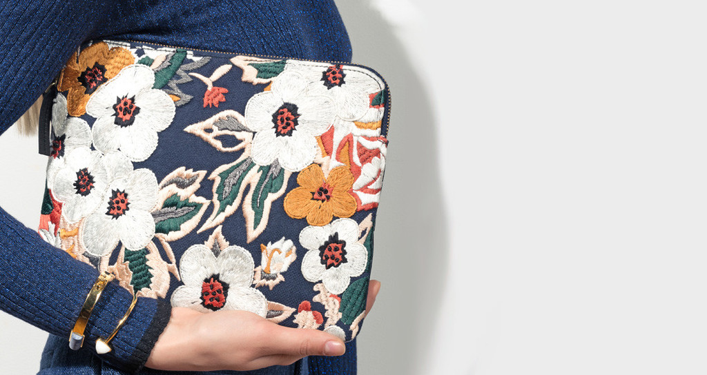 Safari Clutch In Caribbean Floral | Lizzie Fortunato
