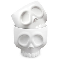 ThinkGeek :: NOMskulls Cupcake Molds