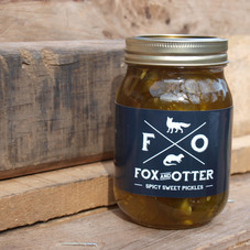 Sweet & Spicy Pickle Slices – Fox & Otter