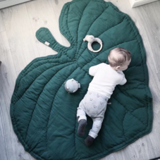 LEAF BLANKET EMERALD GREEN – NOFRED
