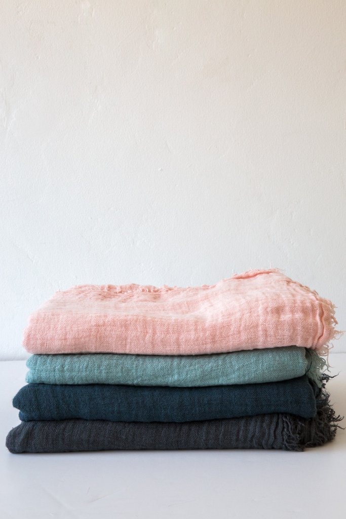 linge particular fringe throws – Lost & Found