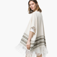 FRINGED CAPE - View all - Sweaters & Cardigans - WOMEN -  United States of America / Estados Unidos de América