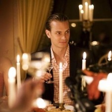 ‘Easy Money’ Trailer – Joel Kinnaman’s Breakout Performance Comes With Martin Scorsese’s Stamp of Approval | /Film