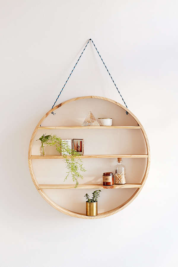 Leona Hanging Circle Shelf | Urban Outfitters