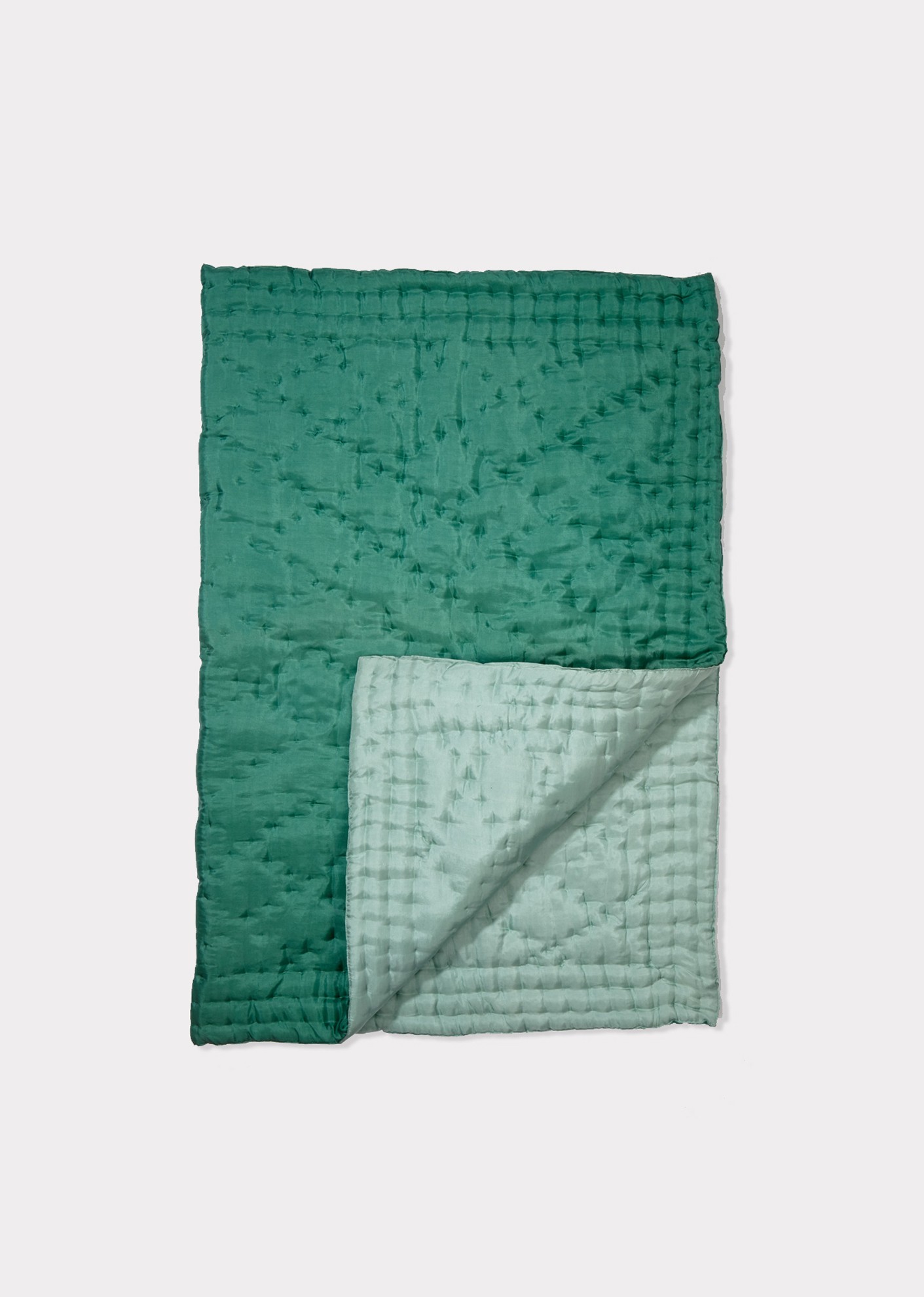 Silk Quilt, Teal Green/Sea Green - Homeware