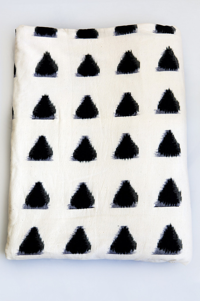 Khadi triangle motif quilt – Lost & Found