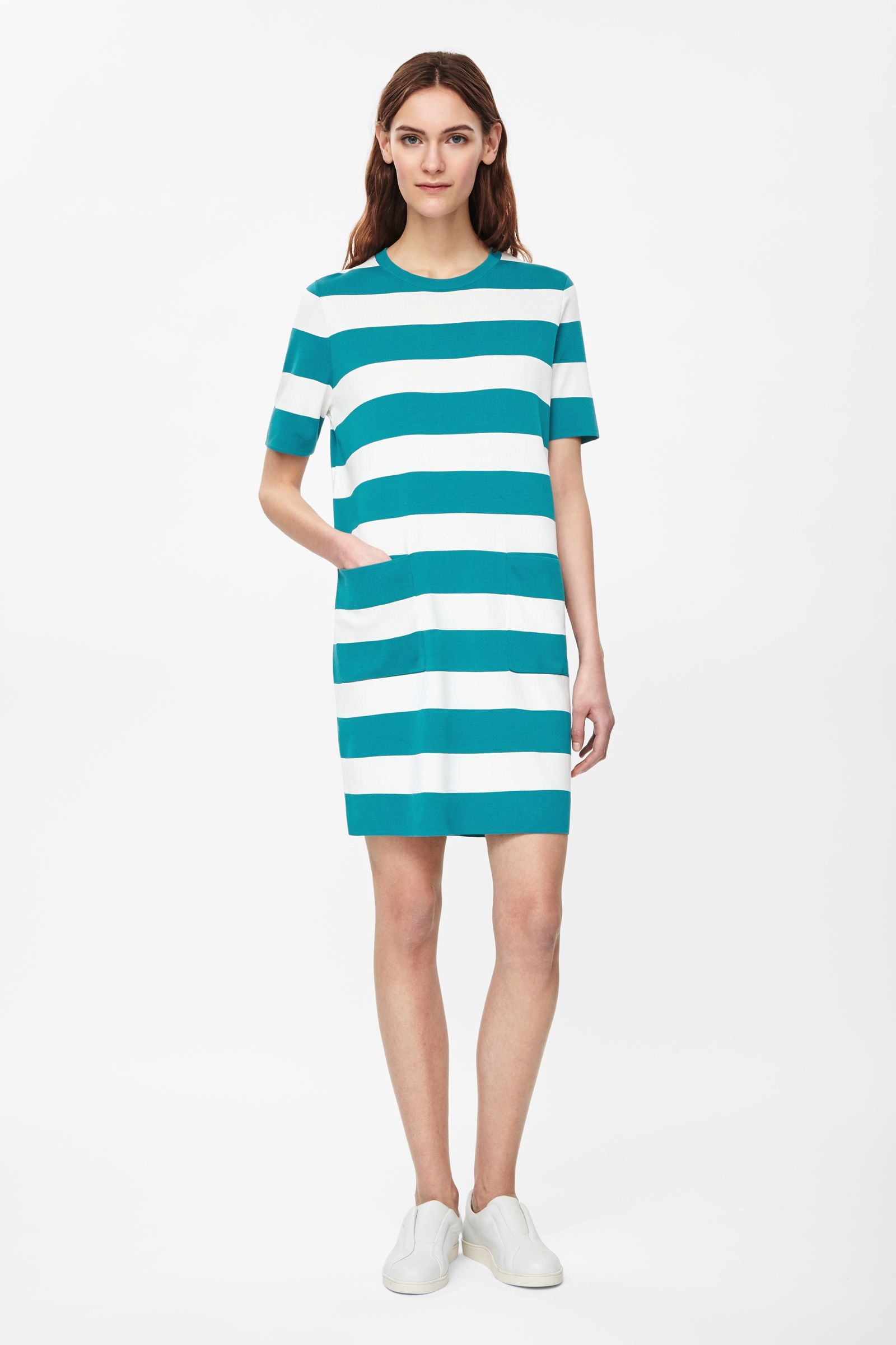 Block-stripe knitted dress